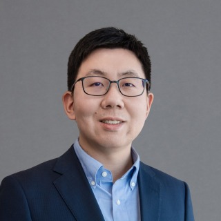 王露曈